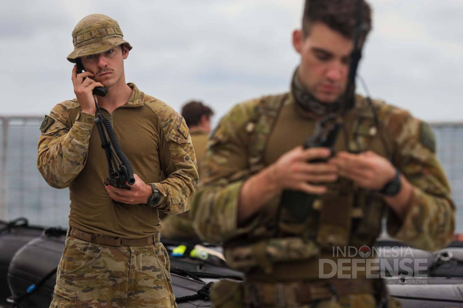 Pasukan Australia Defense Force (ADF) Tiba di KRI Banjarmasin ...