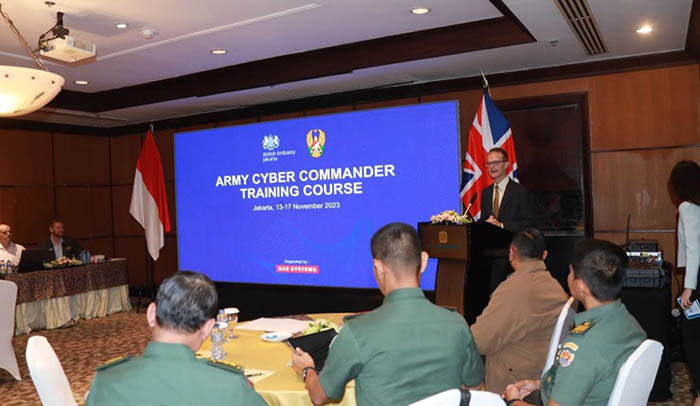 Kedubes Inggris dan Pussansiad Gelar Army Cyber Commander Training ...
