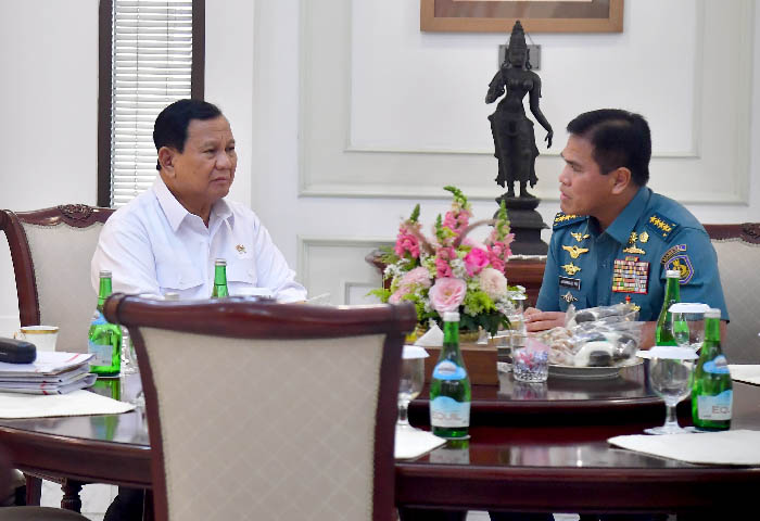 Prabowo Bicara Empat Mata dengan KSAL di Ratas RAPBN 2025, Bahas ...