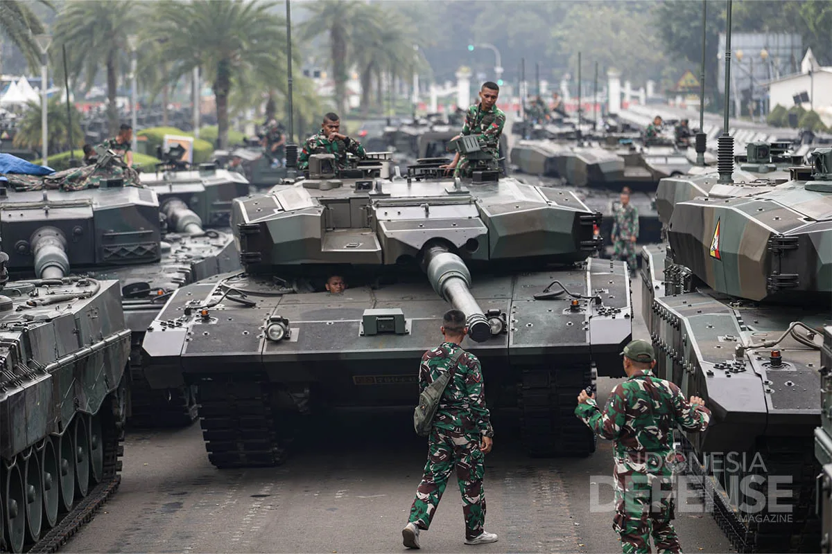 Leopard 2 Ri Yonkav 1 Kostrad Pamerkan Alutsista Strategis Leopard 2 RI dan Marder ...