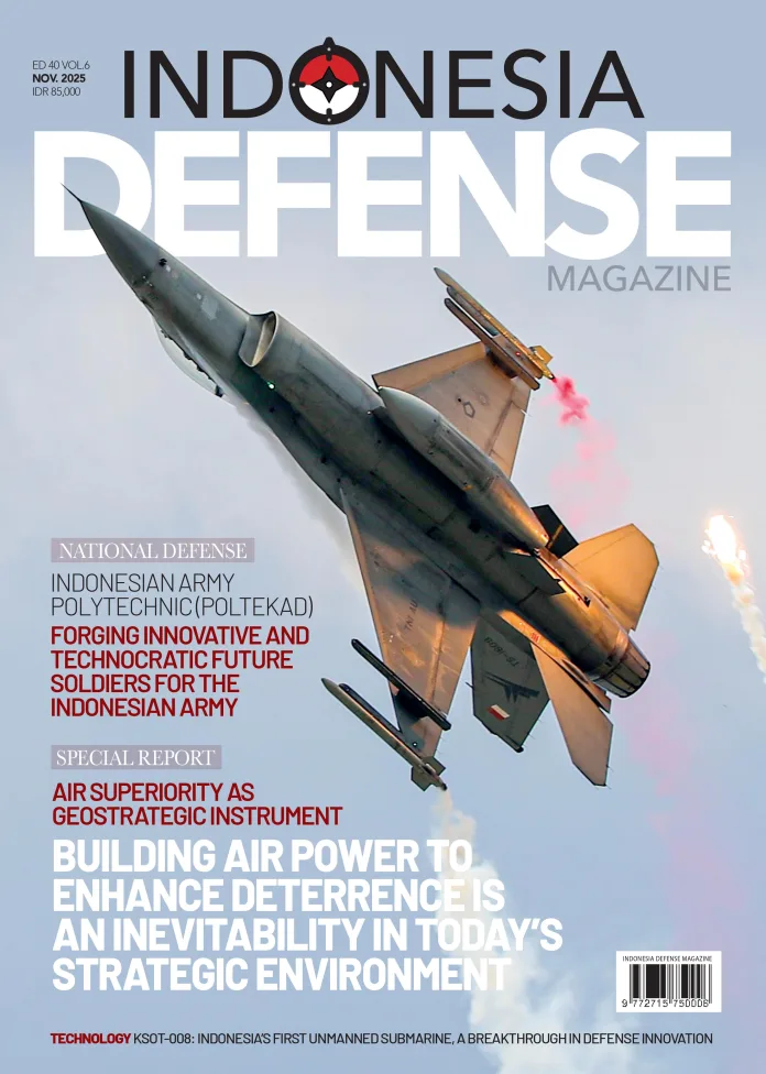 Cover Indonesia Defense Magazine edisi 40