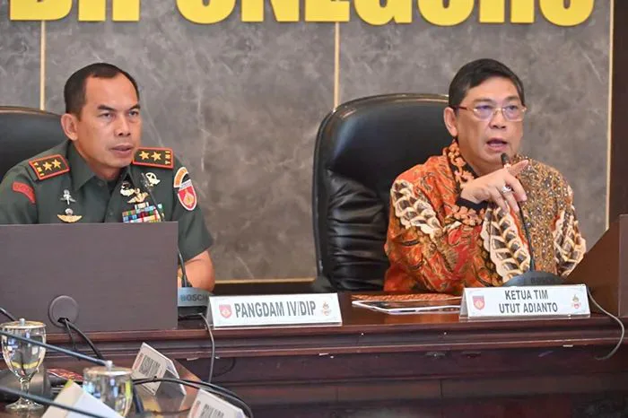 Utut Tim Pengawas Intelijen DPR Gelar Rapat Tertutup, Antisipasi Insiden ...